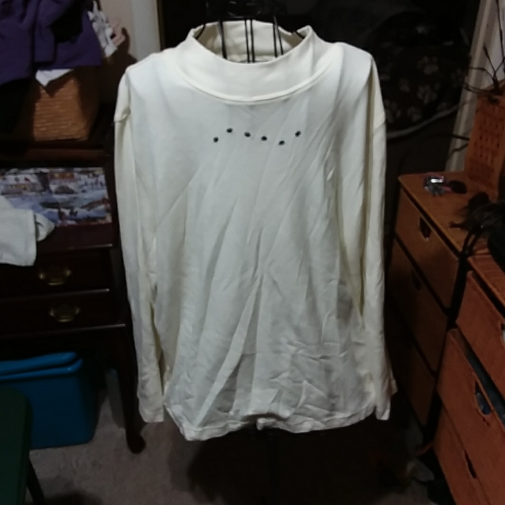 Women's white turtleneck  size ex lg